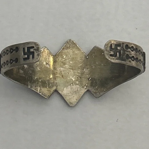 vintage Fred Harvey Thunderbird whirling log Sterling cuff - Picture 2 of 5